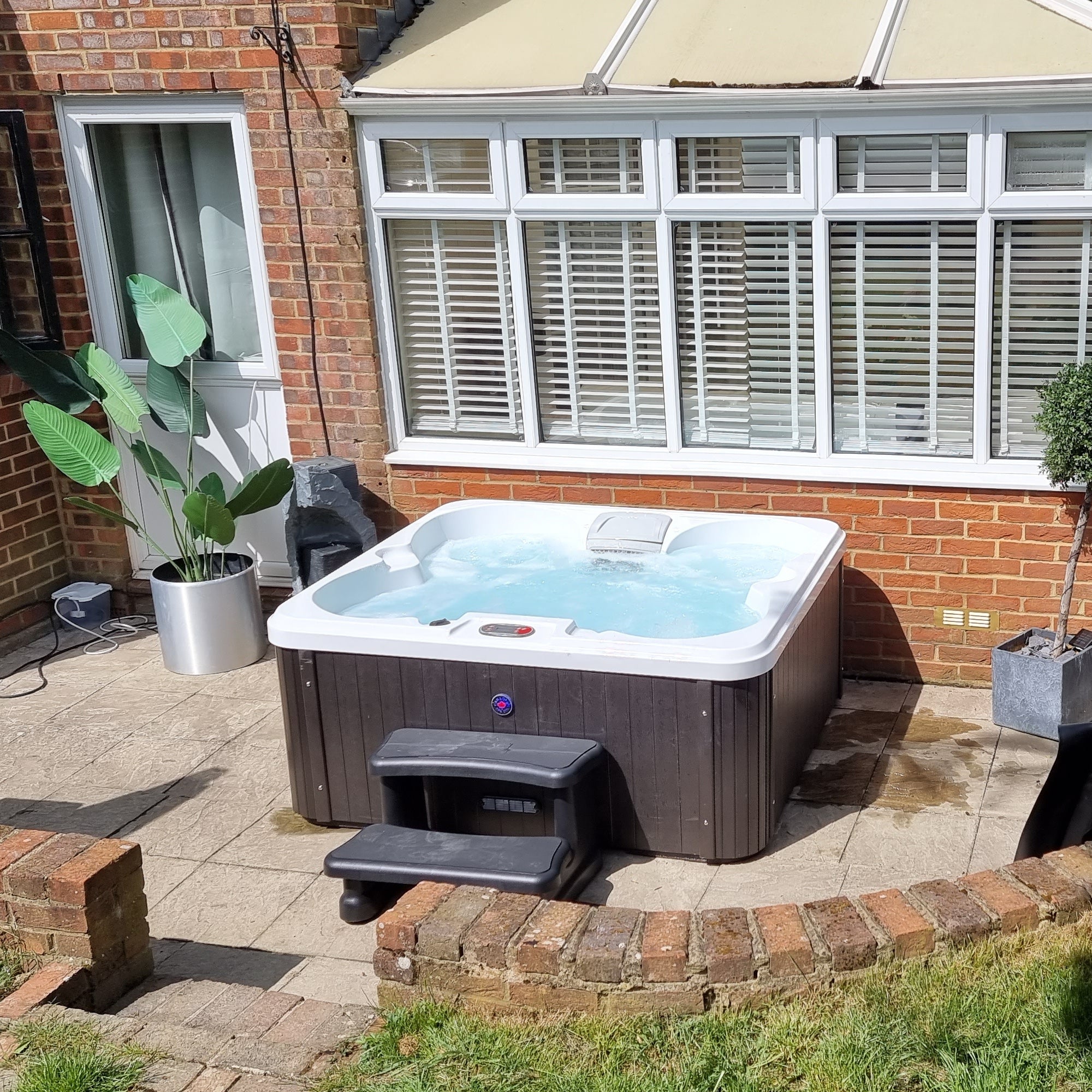 Patio Spas Canadian Spa UK