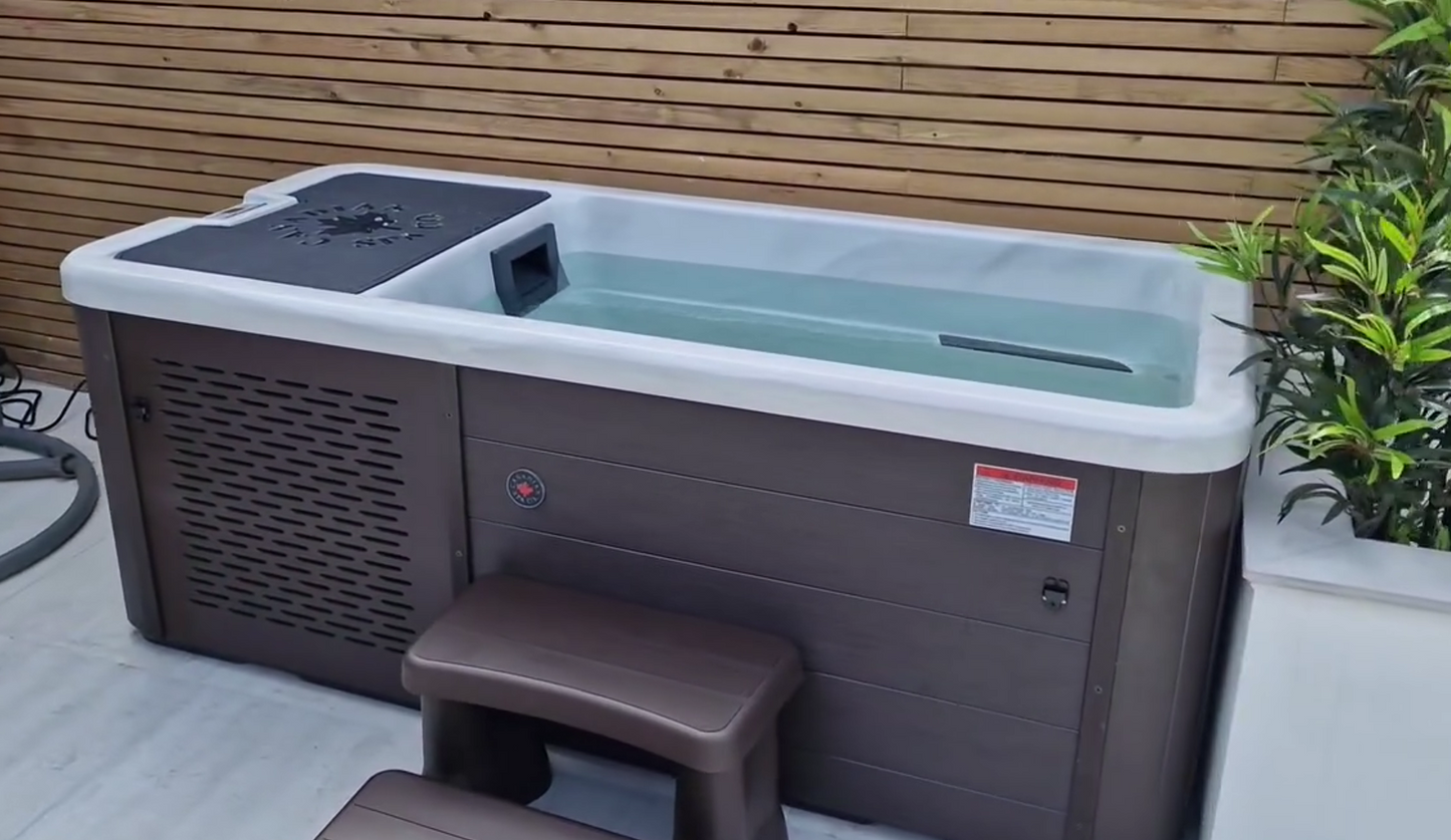 Chill Therapy Tub - Fill, plug in, and experience it Brown Finish