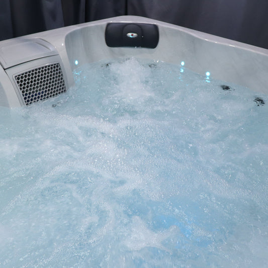 Cornwall AI Plug & Play Hot Tub