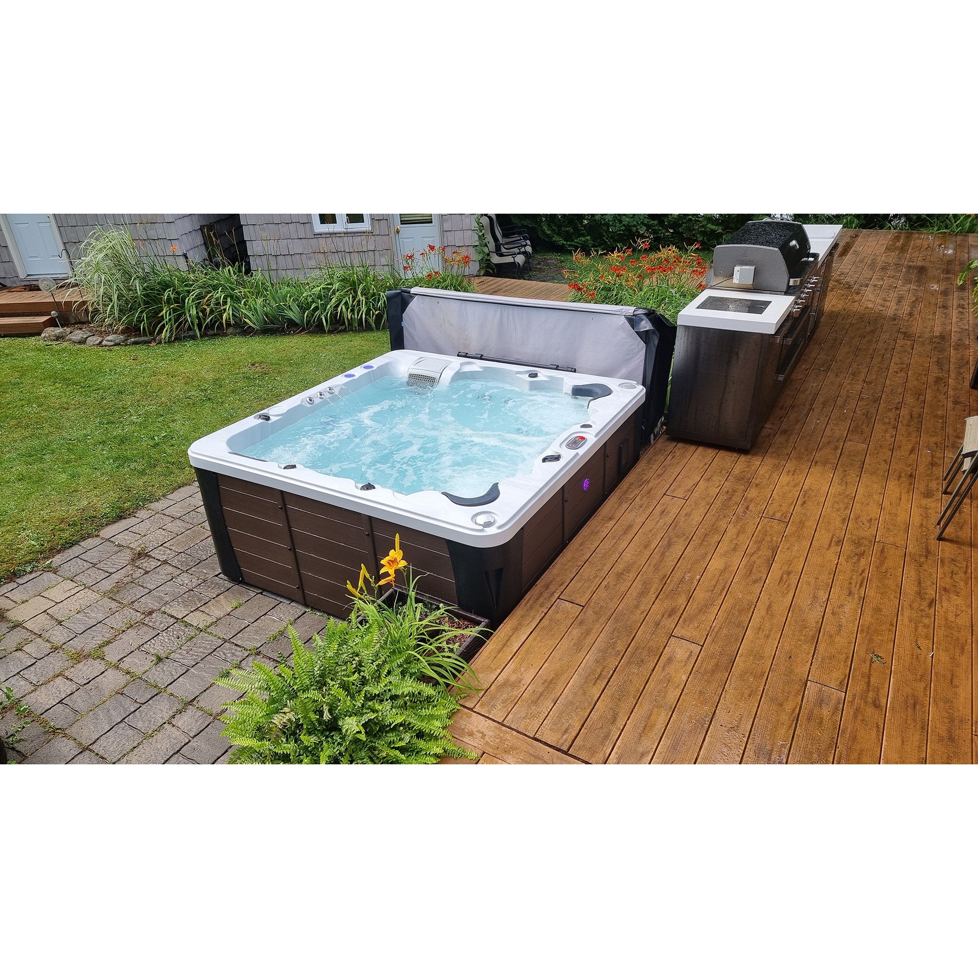 Canadian Spa Company_KH-10130_Erie_Square_6-Person_46 -Jet Hot Tub_Blackout Insulation_UV Light Water Care_Lounger
