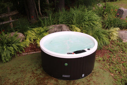 Okanagan UV 10-jet 4-Person Hot Tub