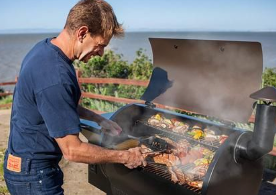 Moose Electric Wood Pellet Grill Smoker Barbecue Canadian Spa UK